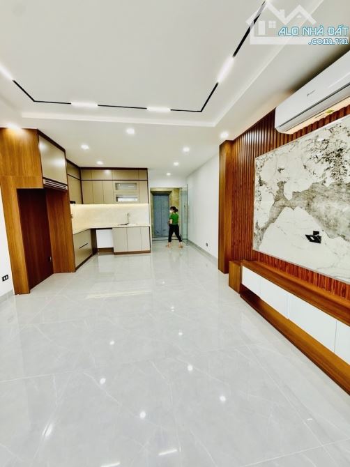 BÁN NHÀ TRUNG TÂM QUẬN ỦY - NGÕ THÔNG Ô TÔ - DT 50M x 6T, THANG MÁY. GIÁ BÁN 15.45 TỶ - 5