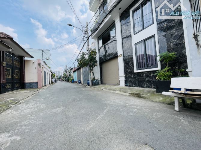 P. Tam Phú, gần BV Thủ Đức biệt thự mini 80m2 có sân đỗ oto, ngang 8m bán gấp chỉ 8.2 tỷ. - 5