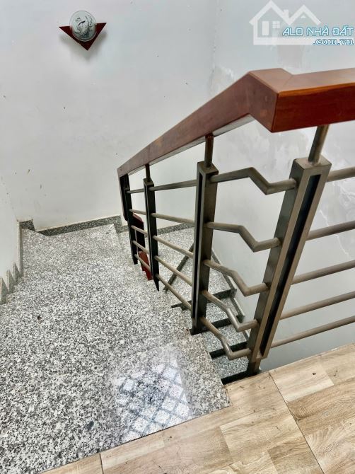 Siêu phẩm NHÀ ĐẸP LÊ VĂN KHƯƠNG HẺM XE HƠI SÁT MẶT TIỀN 3 TẦNG GIÁ SIÊU RẺ - 5