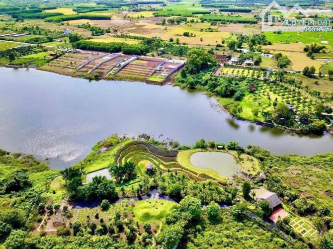 LÔ ĐẤT 5000M2 VIEW HỒ LỒ Ô CỰC ĐẸP, MẶT TIỀN ĐƯỜNG LIÊN XÃ, PHỦ HỒNG, GIÁ CỰC TỐT - 5