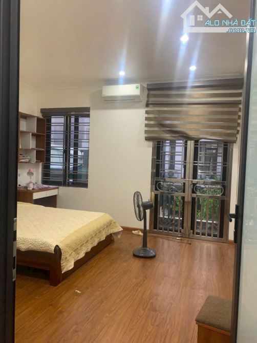 Bán căn nhà vườn Khu Tuệ Tĩnh, ph Thành Đông, Tây HP, 135m2, mt 8m, 3 tầng, 5 ngủ, 10.5 tỷ - 5