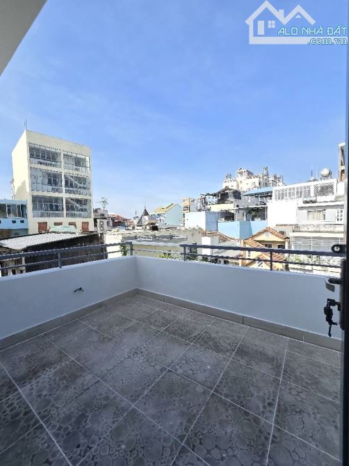 🏡💥XE HƠI ĐỖ CẠNH NHÀ💥ĐẶNG VĂN NGỮ💥PHÚ NHUẬN💥NỞ HẬU L💥50M2 ( NGANG 4M)💥CHỈ 11.x TỶTL - 5