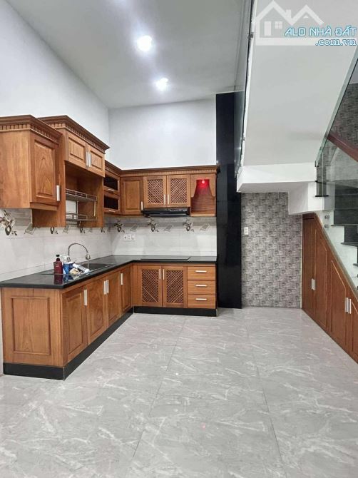 MẶT TIỀN ĐẶNG THÚC VỊNH - NGAY GẦN CHỢ THỚI TỨ - 5