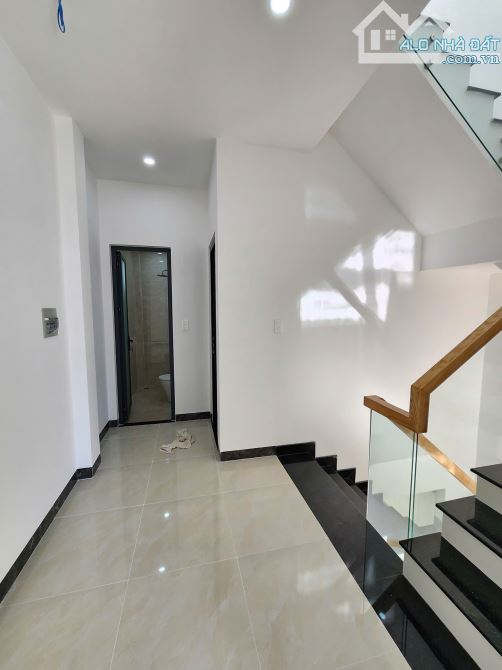 Bán nhà MT chợ Bình Phước B, p.Bình Chuẩn, Tp.Thuận An chỉ 4,5 Tỷ TL M7805 - 5