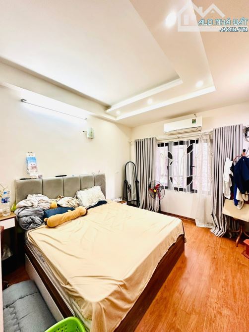Bán nhà ngõ 281 Trần Khát Chân 30m2, 5T, mt 3.5m mới đẹp, ngõ bagac tránh, sổ vuông đẹp. - 5