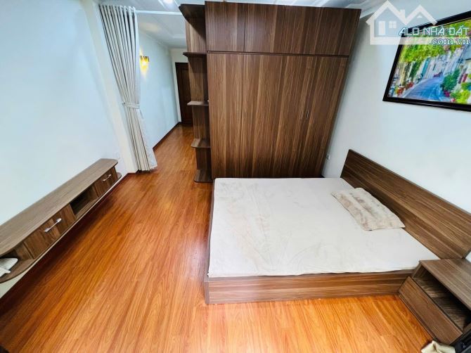 BÁN NHÀ MẶT NGÕ ĐƯỜNG CẦU GIẤY 90m2 - 6T THANG MÁY - 31.8 TỶ - KINH DOANH THÔNG Ô TÔ - 5