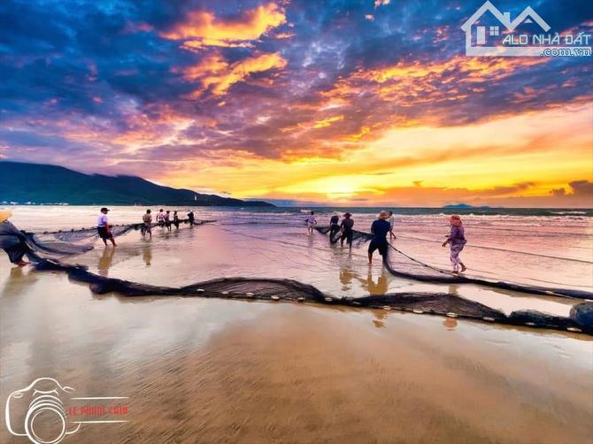 Bán 3 lô đất biển mặt tiền đường Hoàng sa, diện tích: 327m2, ngang 15m, giá đầu tư - 4