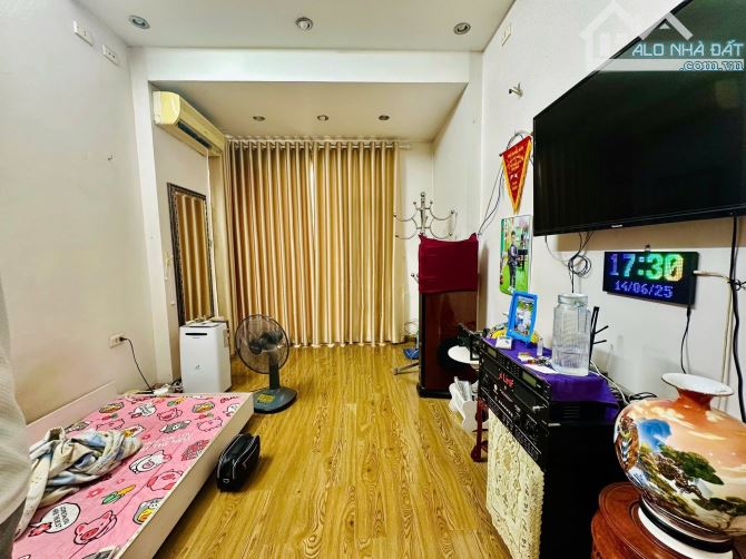 Nhà 5 tầng mặt phố Lê Thanh Nghị,mua 1 được 2 kinh doanh đỉnh. - 6