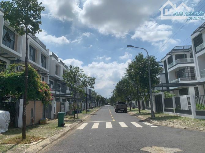 Cần bán đất Quận 9 cách Vinhome 2km - Sổ Hồng Riêng - Giá chỉ 30 triệu/m2 - 6