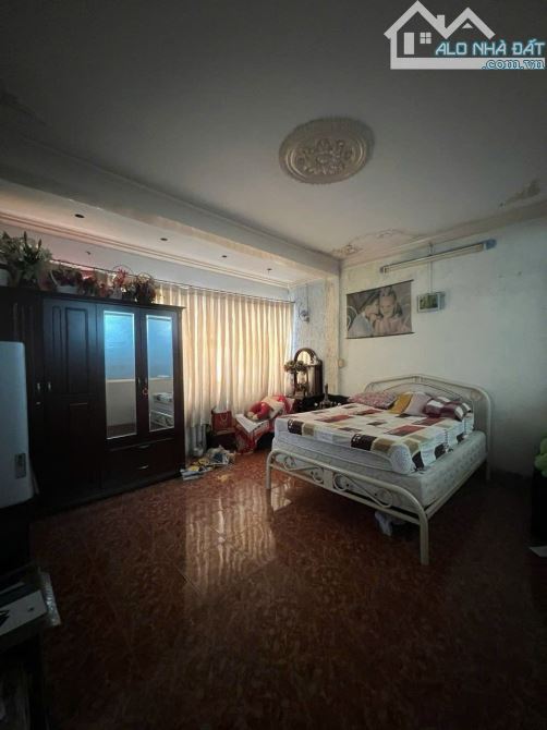 HẺM XE TẢI 10M – NGUYỄN VĂN THƯƠNG, D1, P.25, BÌNH THẠNH  • Dt: 5,8m x 20m .Gần ĐH HUTECH - 6