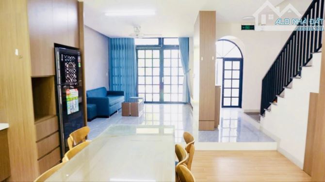 💥BIỆT THỰ 3 TẦNG M.T LƯƠNG THÚC KỲ – 105M2 NGANG 6M – KHU CÁN BỘ DÂN TRÍ –GIÁ CHỈ 9.X TỶ - 6