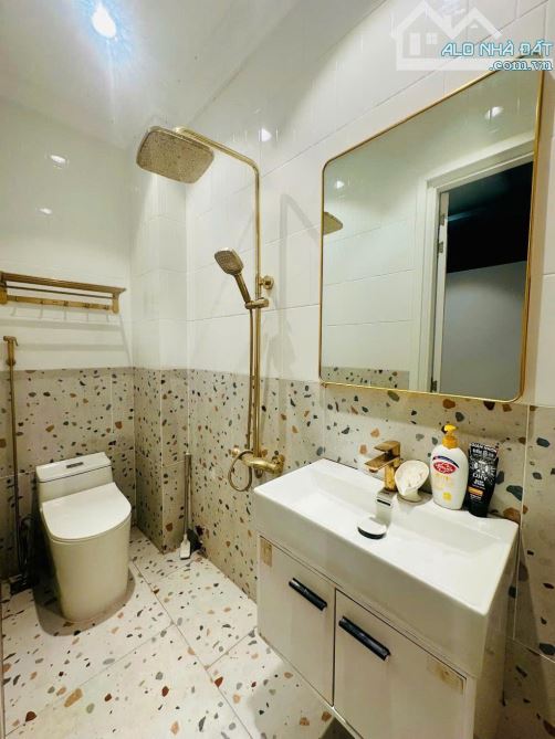 NGAY VINCOM NAM LONG - HÀNG XÓM CA SĨ NỔI TIẾNG - FULL NỘI THẤT CAO CẤP - HẺM XE HƠI TỚNHÀ - 6
