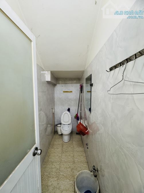 QUẬN 6 - KHU BÌNH PHÚ - HẺM XE HƠI 5M - CĂN GÓC 2 MT - DT 52M NỞ HẬU TÀI LỘC - NHỈNH 5 TỶ - 6