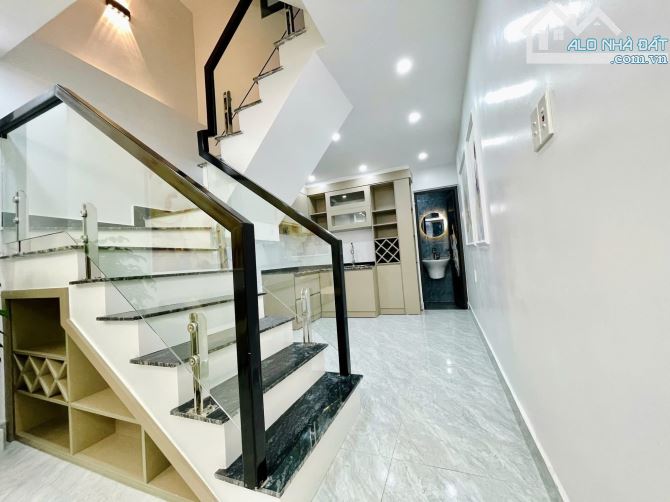 Bán nhà Chùa Hàng, Dư Hàng Kênh, Lê Chân. 2,58 tỷ , 3 tầng , 32 m. - 6