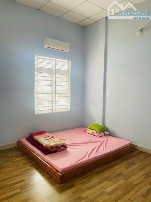 Bán nhà 2 tầng 2 mặt tiền nguyễn khoa vy sau lưng trường học giá chỉ 4,3 tỷ ( TL ) - 6