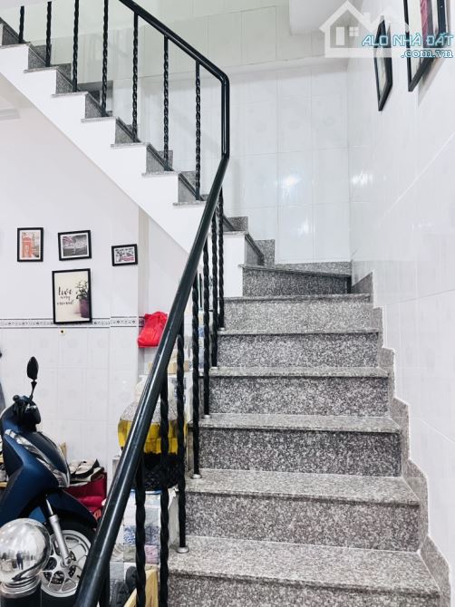 Nhà/ Phạm Thế Hiển Q8 cách mặt tiền đường chỉ 50M - 6