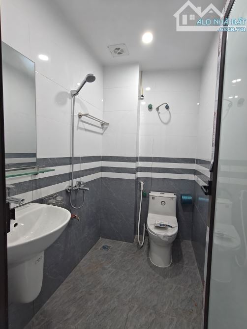 HIẾM - 4,8 TỶ - DT 35m2 -  4 TẦNG - GẦN Ô TÔ, ĐH THÀNH ĐÔ, VÀNH ĐAI 3.5 - 6