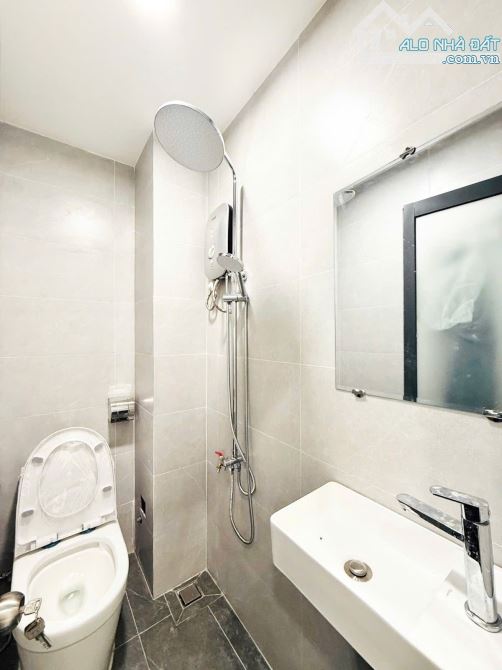 🔥 CẦN BÁN NHÀ PHỐ GÒ VẤP – Ô TÔ NGỦ TRONG NHÀ – GIÁ CHỈ 5.XX TỶ 🔥 - 6