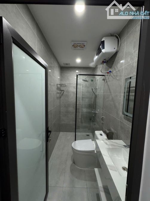 N4645 CHO THUÊ NHÀ nguyên căn tại Văn Cao mới tinh - 6