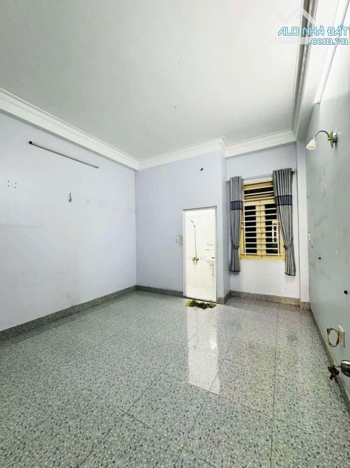 NHÀ 3 TẦNG BTCT RẤT ĐẸP, 54M2, 4PN, 4WC ,HXH, GẦN HIỆP THÀNH CITY, 5.25 TỶ TL - 6