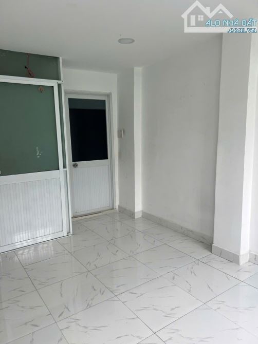NHÀ ĐÚC 3 LẦU BÙI TƯ TOÀN GẦN P. AN LẠC - 6