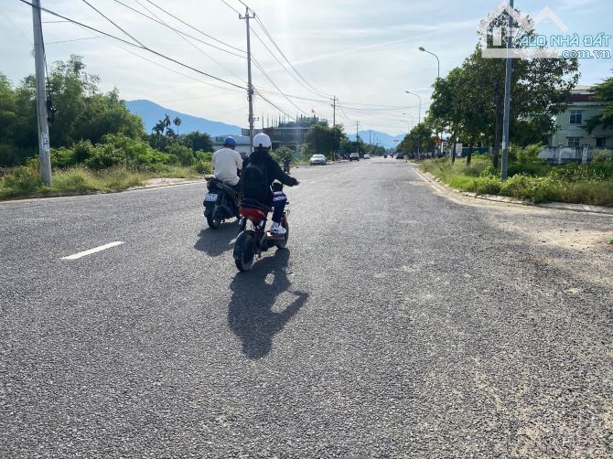 LÔ ĐẤT ĐẸP VUÔNG VẮN TẠI MẶT ĐƯỜNG K10 - ĐINH TIÊN HOÀNG - PHƯỜNG NINH HOÀ🇻🇳✅ - 6