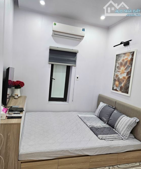 Cho thuê nhà Vương Thừa Vũ, Thanh Xuân, 45m2, 2 tầng, 3 ngủ, 10 triệu - 6