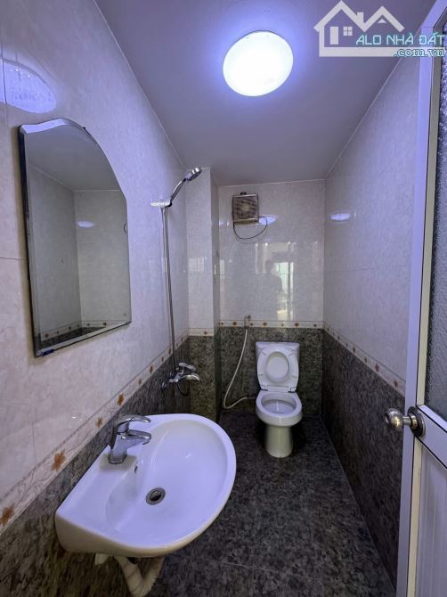 Rẻ vị trí đẹp Mỹ Đình 36m2 - 5 tầng mặt tiền 3.9m sổ vuông ngõ thông - 6