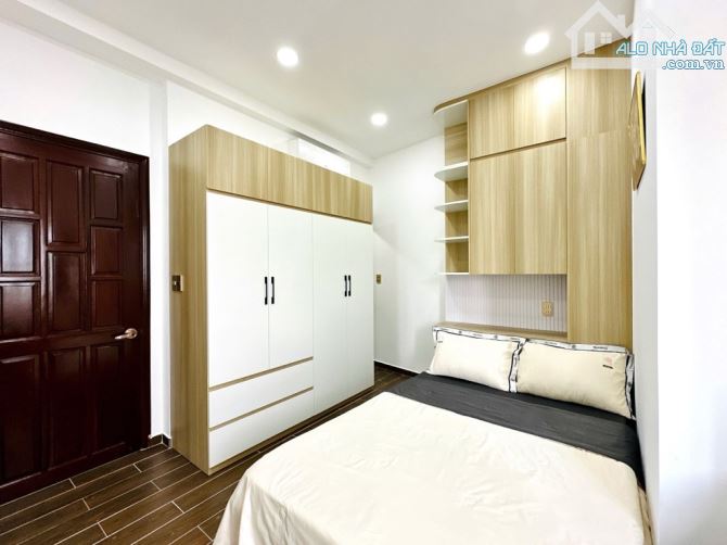 NHÀ BÁN 5 TẦNG SIÊU MỚI FULL NỘI THẤT NGAY PANDORA TRƯỜNG CHINH CHỈ 8.3 Tỷ(tl) - 6