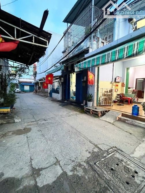 SIÊU PHẨM NHÀ ĐẸP HẺM XE HƠI – CHIẾN LƯỢC – 4x10M – CHỈ 3 TỶ 7 - 6