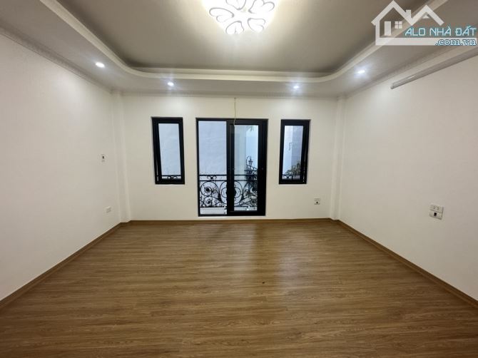 Nhà 5 Tầng-3PN-4WC-6tỷ9, Đối diện Aeon.Mall.Long Biên-cầu Vĩnh Tuy-cầu Trần Hưng Đạo. - 7