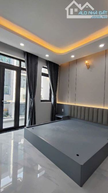 SIÊU PHẨM BÌNH TÂN KHU PHÂN LÔ HẺM 133 BÌNH THÀNH 60M2 5 TẦNG CHỈ NHỈNH 6 TỶ TL - 7