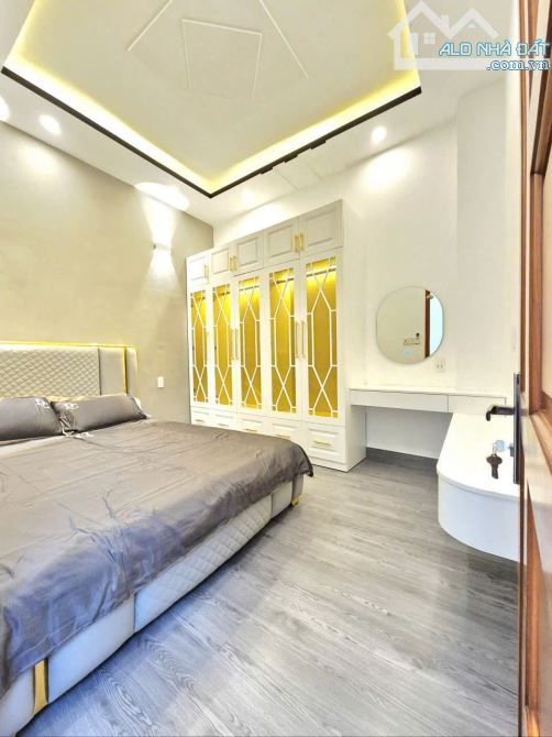Bán nhà hẻm xe hơi Huỳnh Tấn Phát, Quận 7, Dt 4,37 x15m, 3 lầu. Giá 7,49 tỷ - 7