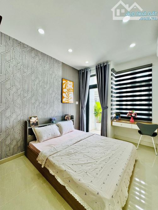 Bán nhanh căn nhà siêu vip tại Nguyên Hồng, Gò Vấp/ 50m2 Giá chỉ 5 tỷ 9/ SHR chính chủ - 7