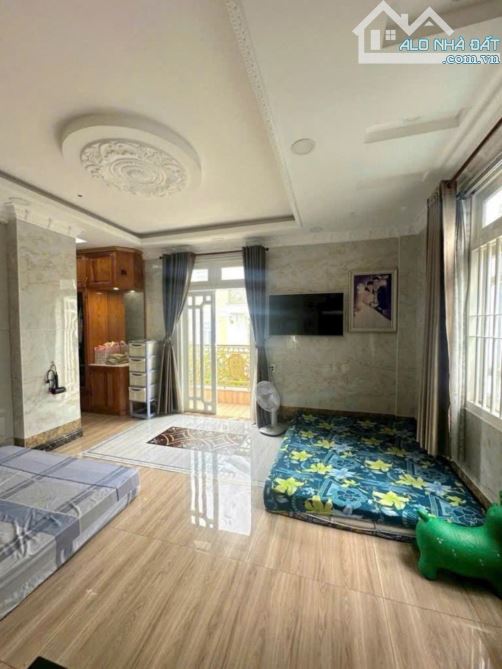 BÁN BIỆT THỰ 100M2 GẦN CHUNG CƯ RUBY CELADON TÂN PHÚ CHỈ NHỈNH 12 TỶ TL - 7