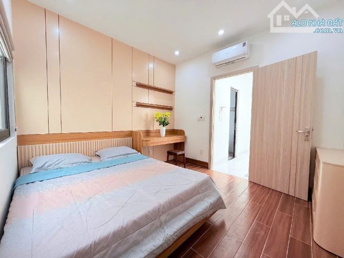 CHỦ CÓ VIỆC GẤP HẠ CHÀO 200 TRIỆU NHÀ 3 TẦNG 3 MÊ DT 60M KIỆT 3,5M CÙ CHÍNH LAN THÔNG HUỲN - 7