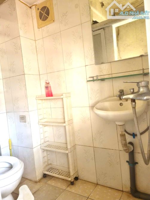 BÁN NHÀ TẬP THỂ HÀ ĐÔNG – SỔ ĐỎ 43M² – DÙNG GẦN 75M² – GIÁ 3.4 TỶ - 7
