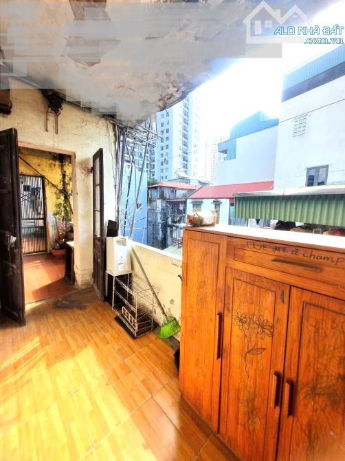 BÁN NHÀ TẬP THỂ NGUYÊN BẢN – SỔ ĐỎ 43M² – DÙNG GẦN 75M² – GIÁ 3.4 TỶ - 7