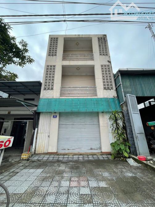 Bán Nhà 3 Tầng Mặt Tiền Nguyễn Văn Linh Đối Diện ShowRoom Thaco Huế Gía 5.x tỷ - 7