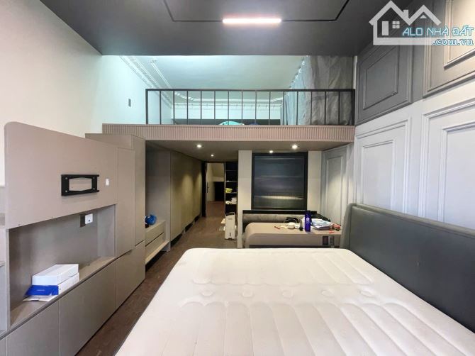 Nhà 5 tầng thang máy mặt đường Phố Cấm - 7