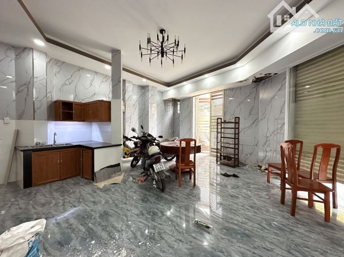 6.5 TỶ MẶT TIỀN NGUYỄN THƯỢNG HIỀN, P5, BÌNH THẠNH - 52M2 - 4 TẦNG - NGANG LỚN 9M - 7