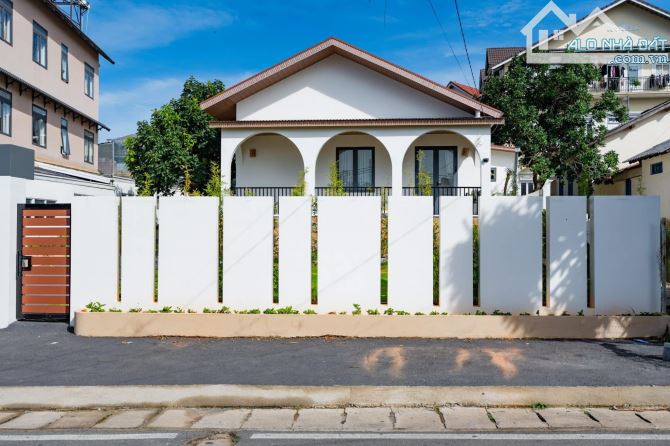 Bán Đất + Biệt thự sân vườn 742m2, 60 tỷ cách Hồ Xuân Hương 500m, Mặt đường Yesin - 7