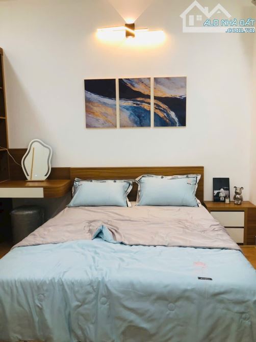 Nhà 4 tầng Full nội thất , gần chợ Gà, gần ngã ba đông quang, đường xe hơi 8m thông - 7