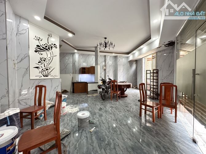 Bán nhà mặt tiền bình thạnh- 54m2 - 4 tầng - 6,5 tỷ - 7