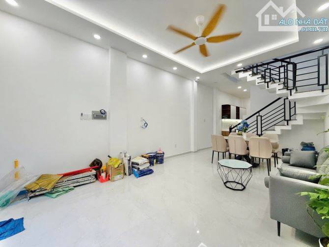 🔥 CẦN BÁN NHÀ PHỐ GÒ VẤP – Ô TÔ NGỦ TRONG NHÀ – GIÁ CHỈ 5.XX TỶ 🔥 - 7