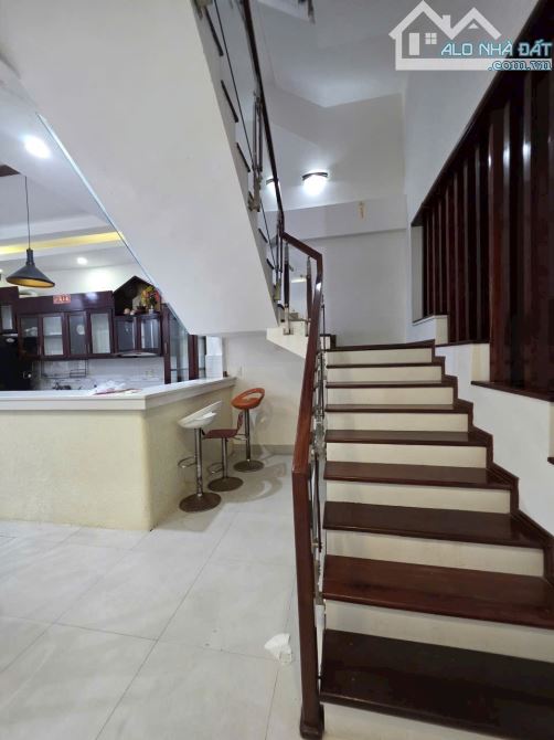 CHO THUÊ NHÀ 2 TẦNG MẶT TIỀN GẦN ĐỒNG KHỞI, TP HUẾ - 7