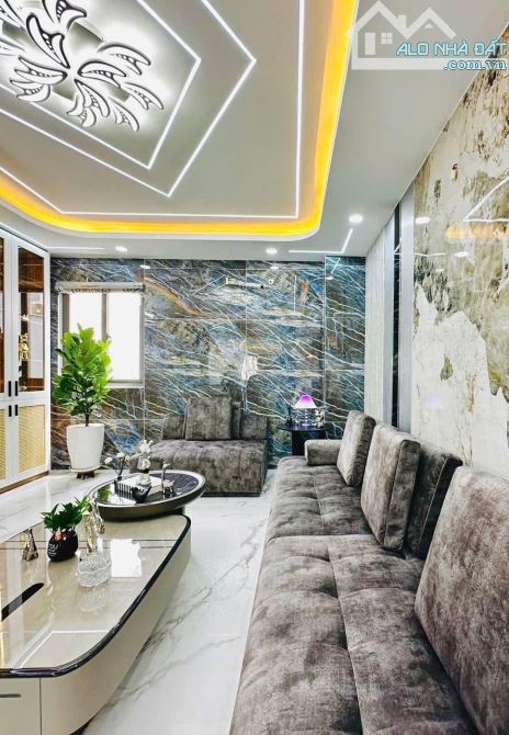 🏠 KHU VIP MÃ LÒ SÁT TÊN LỬA  - 5 TẦNG MỚI XÂY CỰC ĐẸP FULL NỘI THẤT - 64M2 - 4M x 16M , 5 - 7