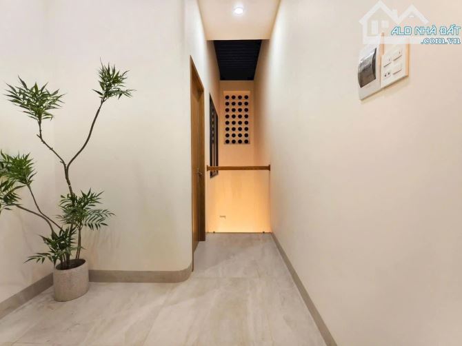 NHÀ SIÊU SIÊU ĐẸP - VỊ TRÍ HOT GẦN KDC ĐẠI NGÂN - 7