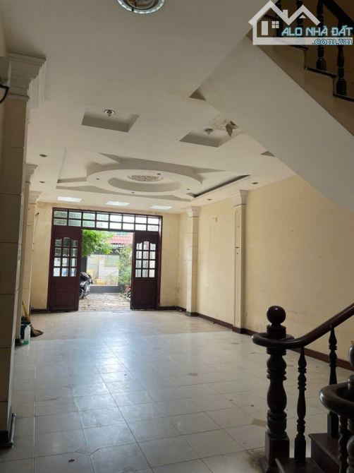 XTS (XTD-HM) bán nhà 150m2 (5x30) 3 tầng 7PN HXH gần Trần Văn Mười giá 7,8tỷ - 7