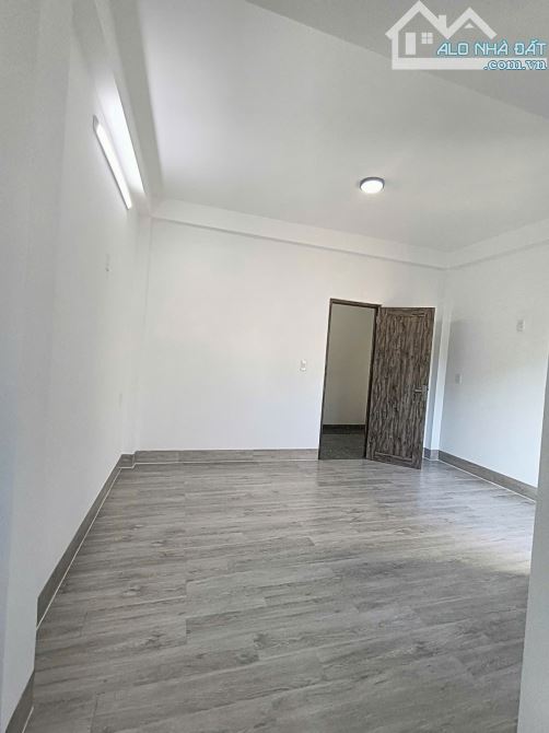 🔥 NHÀ ĐẸP, MỚI KENG LÝ TỰ TRỌNG – 3 TẦNG – FULL CÔNG NĂNG – SÂN THƯỢNG MÁT – 4.X TỶ💰 - 7